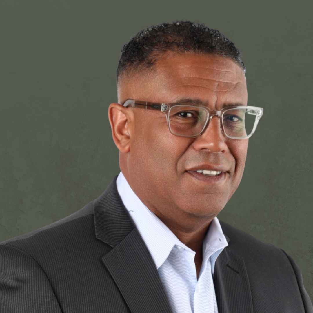 Bruce Walker Headshot