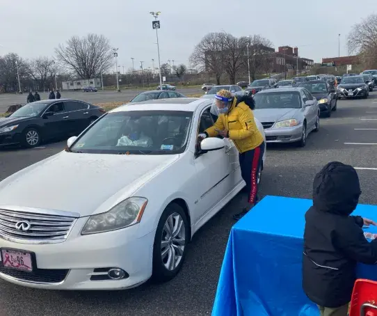 Ward 7 Winter Holiday Giveaway