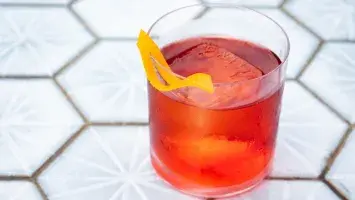 Photo of cocktail from Officina.
