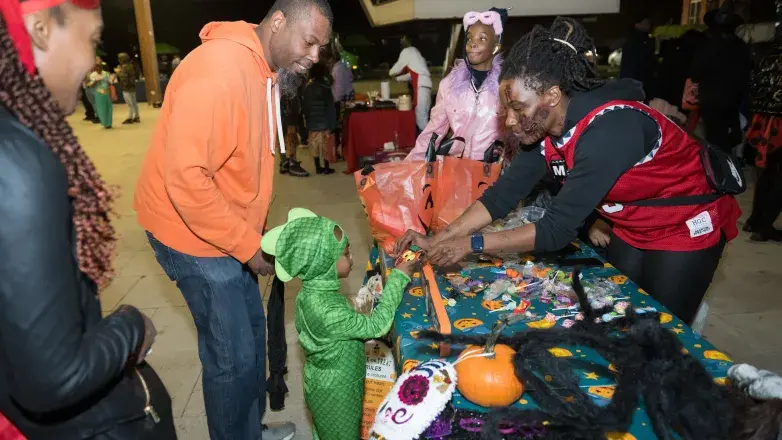 Costume Carnival.