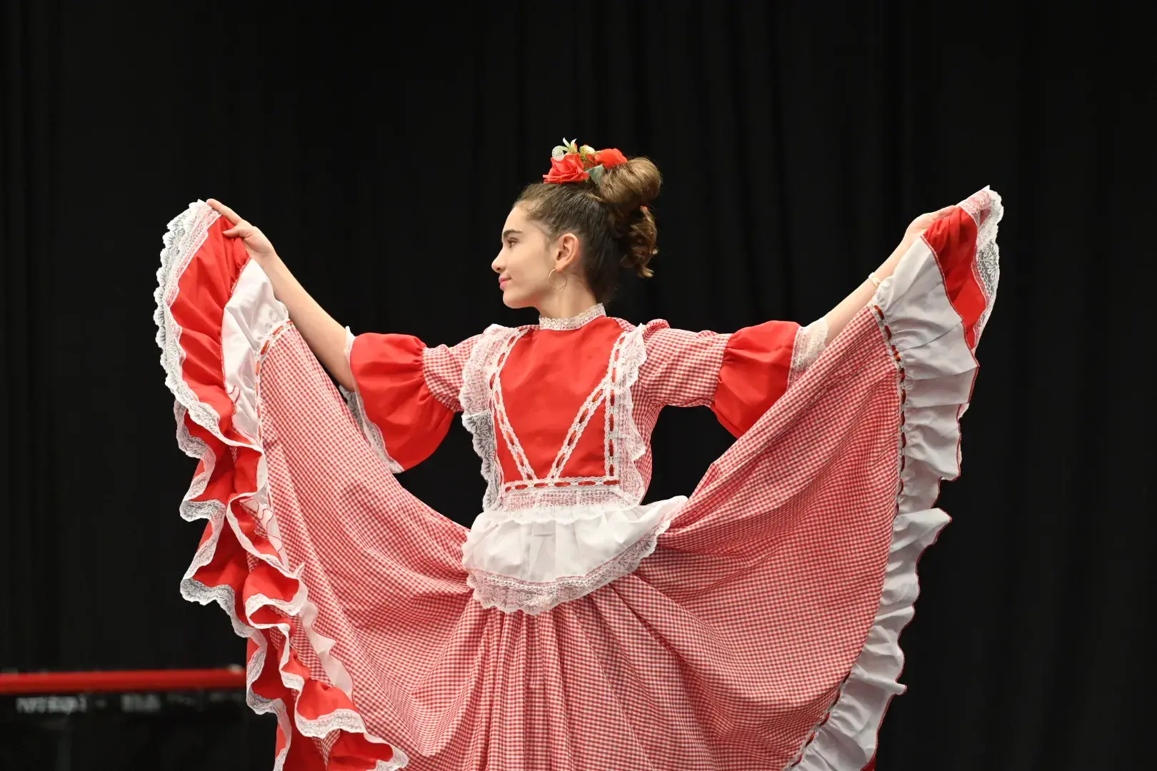 Salome Salazar, Movieus Contemporary Ballet